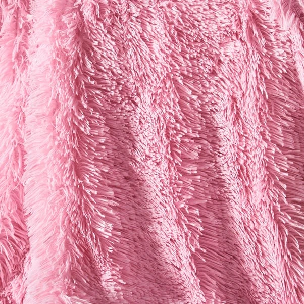 Catherine Lansfield Cuddly Deep Pile Throw 8 Catherine Lansfield Cuddly Deep Pile Throw - Image 8