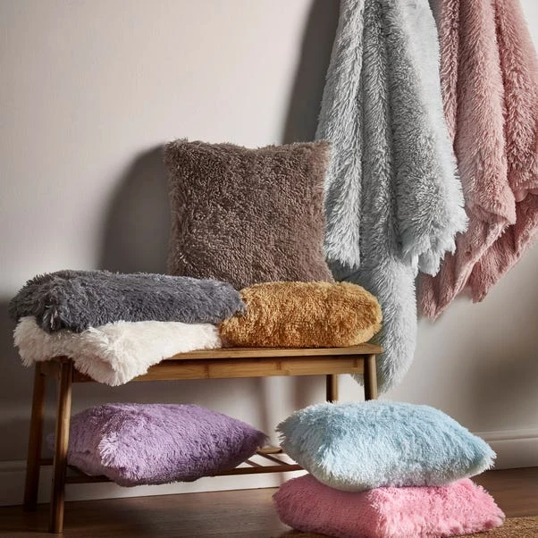 Catherine Lansfield Cuddly Deep Pile Throw 11 Catherine Lansfield Cuddly Deep Pile Throw - Image 11