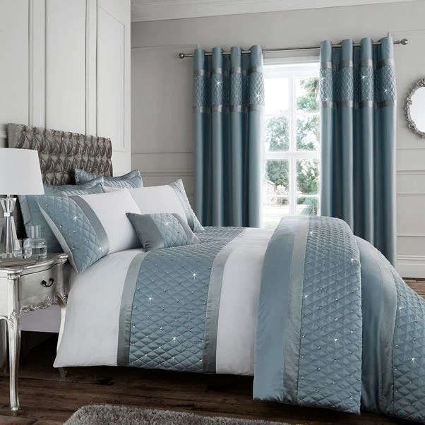 Catherine Lansfield Sequin Cluster Eyelet Curtains 15 Catherine Lansfield Sequin Cluster Eyelet Curtains - Image 15