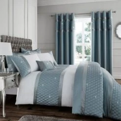 Catherine Lansfield Sequin Cluster Eyelet Curtains 26 Catherine Lansfield Sequin Cluster Eyelet Curtains -Catherine Lansfield 30621022 alt03