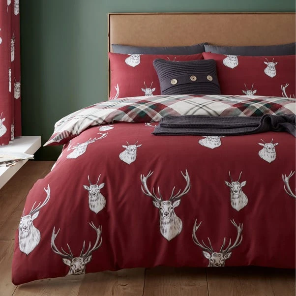 Catherine Lansfield Munro Stag Eyelet Curtains 4 Catherine Lansfield Munro Stag Eyelet Curtains - Image 4