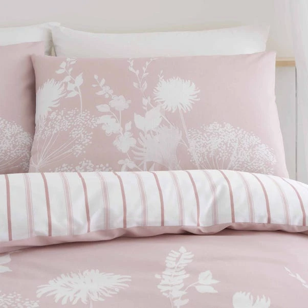 Catherine Lansfield Meadow Sweet Floral Reversible Duvet Cover And Pillowcase Set 18 Catherine Lansfield Meadow Sweet Floral Reversible Duvet Cover And Pillowcase Set - Image 18