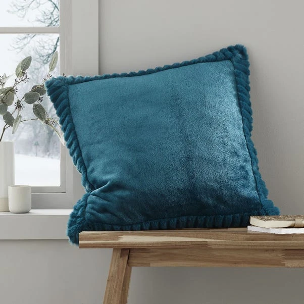 Catherine Lansfield Faux Velvet Cushion 1 Catherine Lansfield Faux Velvet Cushion