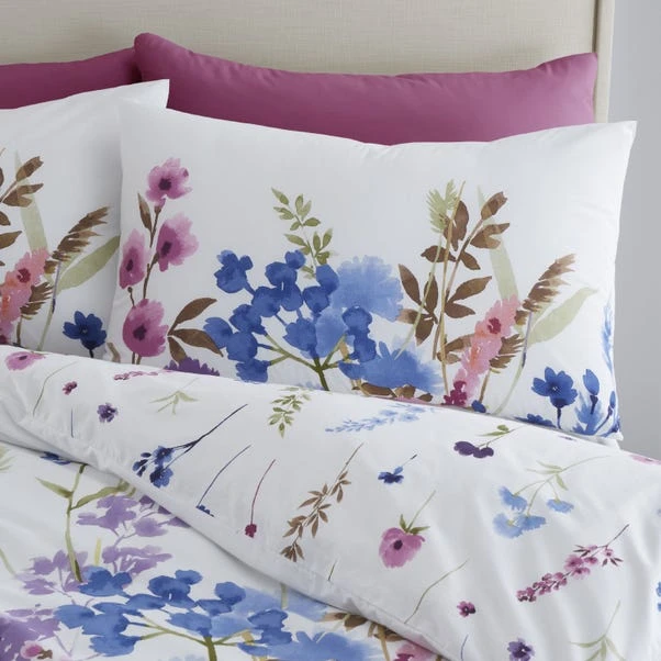 Catherine Lansfield Countryside Floral Reversible Duvet Cover & Pillowcase Set 10 Catherine Lansfield Countryside Floral Reversible Duvet Cover & Pillowcase Set - Image 10