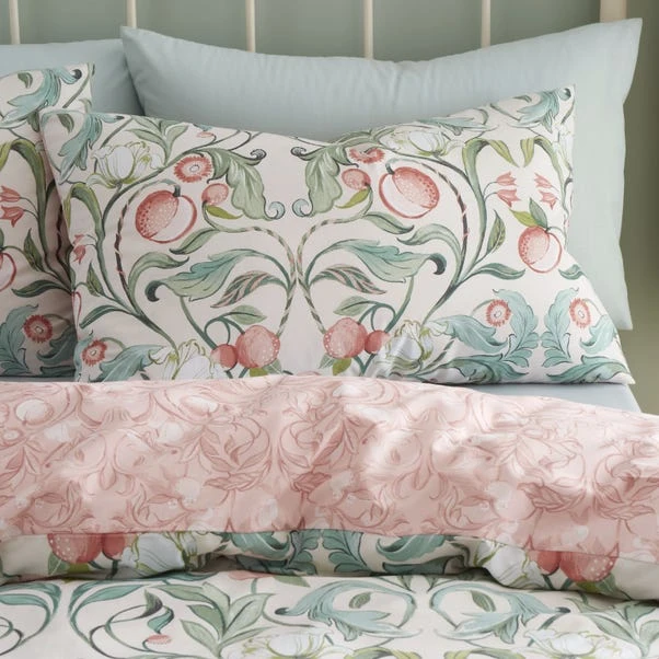 Catherine Lansfield Clarence Floral Reversible Natural Duvet Cover & Pillowcase Set 10 Catherine Lansfield Clarence Floral Reversible Natural Duvet Cover & Pillowcase Set - Image 10