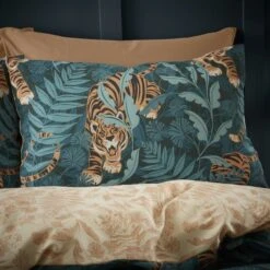 Catherine Lansfield Tropic Tiger Leaf Reversible Green Duvet Cover & Pillowcase Set 21 Catherine Lansfield Tropic Tiger Leaf Reversible Green Duvet Cover & Pillowcase Set -Catherine Lansfield 30867214 alt01