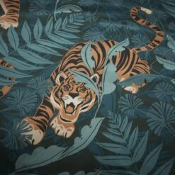 Catherine Lansfield Tropic Tiger Leaf Reversible Green Duvet Cover & Pillowcase Set 15 Catherine Lansfield Tropic Tiger Leaf Reversible Green Duvet Cover & Pillowcase Set -Catherine Lansfield 30867216 alt04