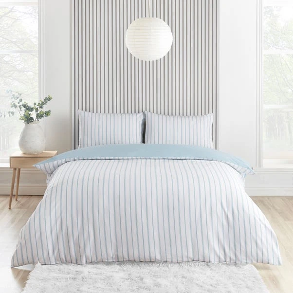 Catherine Lansfield Meadow Sweet Floral Reversible Duvet Cover And Pillowcase Set 11 Catherine Lansfield Meadow Sweet Floral Reversible Duvet Cover And Pillowcase Set - Image 11