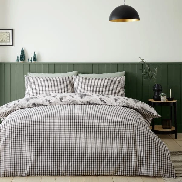 Catherine Lansfield Alpine Village Brushed Cotton Duvet Cover & Pillowcase Set 3 Catherine Lansfield Alpine Village Brushed Cotton Duvet Cover & Pillowcase Set - Image 3