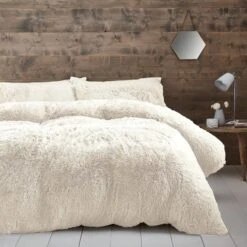 Catherine Lansfield Cuddly Faux Fur Duvet Cover & Pillowcase Set 24 Catherine Lansfield Cuddly Faux Fur Duvet Cover & Pillowcase Set -Catherine Lansfield 30874350