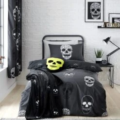 Catherine Lansfield Skulls Reversible Duvet Cover & Pillowcase Set -Catherine Lansfield 30880231