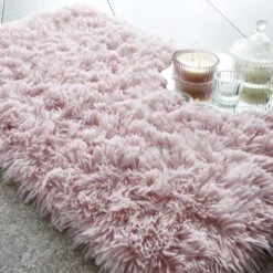 Catherine Lansfield Cuddly Faux Fur Bath Mat 9 Catherine Lansfield Cuddly Faux Fur Bath Mat -Catherine Lansfield 30890562