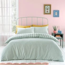 Catherine Lansfield Seersucker Gingham Check Duvet Cover & Pillowcase Set 16 Catherine Lansfield Seersucker Gingham Check Duvet Cover & Pillowcase Set -Catherine Lansfield 30892714 alt01