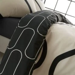 Catherine Lansfield Linear Curve Geometric Black Reversible Duvet Cover & Pillowcase Set -Catherine Lansfield 30914402 alt03