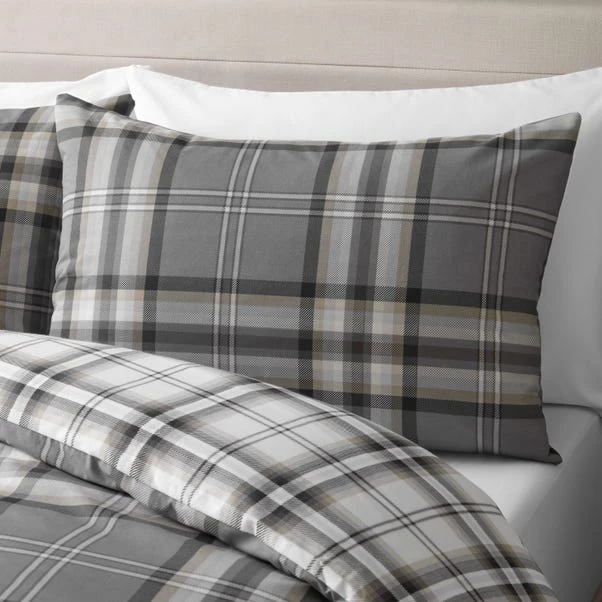 Catherine Lansfield Kelso Check Duvet Cover & Pillowcase Set 15 Catherine Lansfield Kelso Check Duvet Cover & Pillowcase Set - Image 15