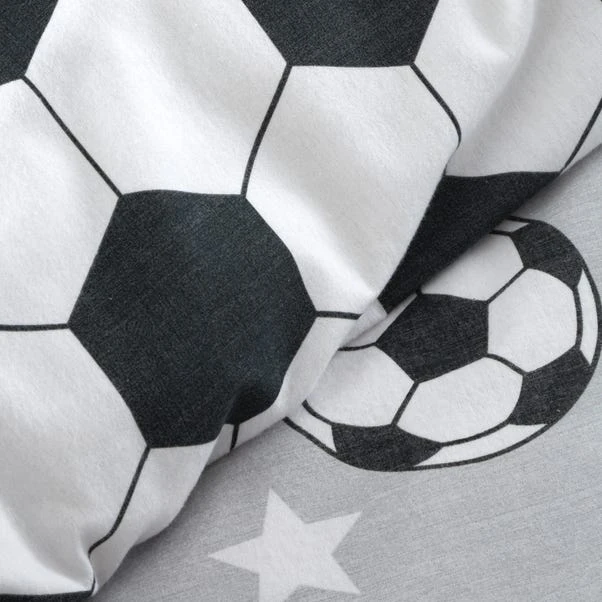 Catherine Lansfield Football Stars Brushed Cotton Duvet Cover And Pillowcase Set 16 Catherine Lansfield Football Stars Brushed Cotton Duvet Cover And Pillowcase Set - Image 16