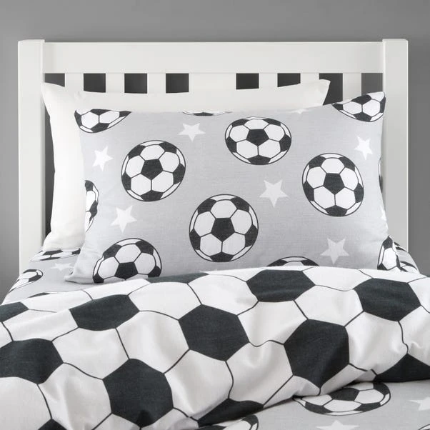 Catherine Lansfield Football Stars Brushed Cotton Duvet Cover And Pillowcase Set 2 Catherine Lansfield Football Stars Brushed Cotton Duvet Cover And Pillowcase Set - Image 2