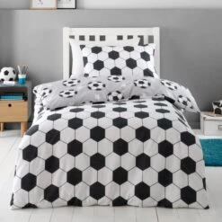 Catherine Lansfield Football Stars Brushed Cotton Duvet Cover And Pillowcase Set 20 Catherine Lansfield Football Stars Brushed Cotton Duvet Cover And Pillowcase Set -Catherine Lansfield 30932020 alt02