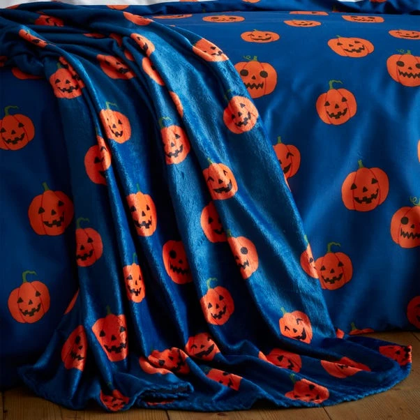 Catherine Lansfield Halloween Pumpkins Throw 130cm X 170cm 1 Catherine Lansfield Halloween Pumpkins Throw 130cm X 170cm