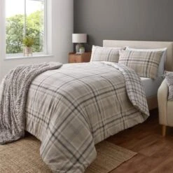 Catherine Lansfield Kelso Patchwork Duvet Cover And Pillowcase Set -Catherine Lansfield 30942913