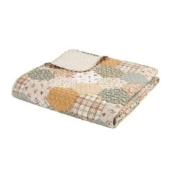 Catherine Lansfield Floral Patchwork Bedspread 8 Catherine Lansfield Floral Patchwork Bedspread -Catherine Lansfield 30942925 alt03