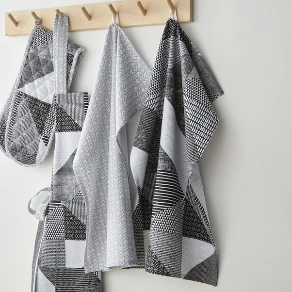 Catherine Lansfield Set Of 2 Larsson Geo Tea Towels 5 Catherine Lansfield Set Of 2 Larsson Geo Tea Towels - Image 5