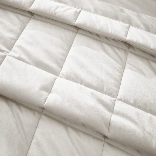 Catherine Lansfield Kingsley Matt Velvet Quilted Bedspread 15 Catherine Lansfield Kingsley Matt Velvet Quilted Bedspread - Image 15