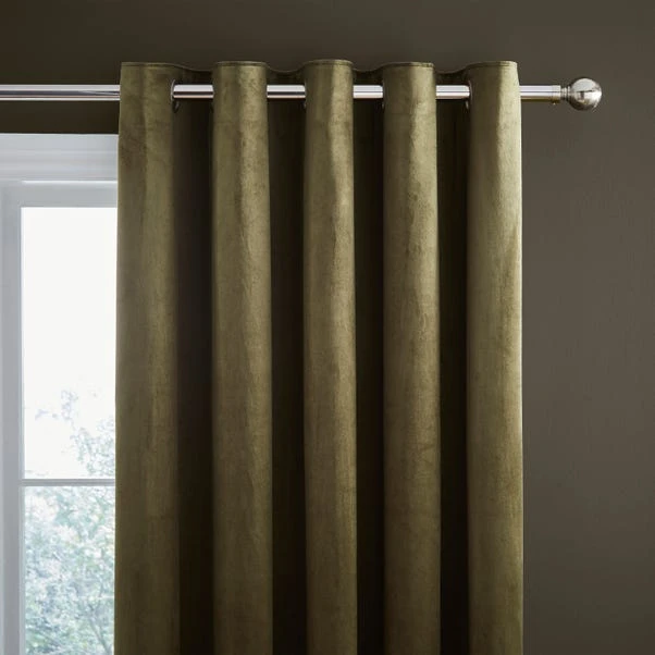 Catherine Lansfield Kingsley Matt Velvet Eyelet Curtains 5 Catherine Lansfield Kingsley Matt Velvet Eyelet Curtains - Image 5