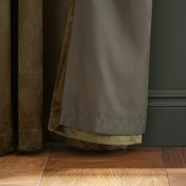 Catherine Lansfield Kingsley Matt Velvet Eyelet Curtains 7 Catherine Lansfield Kingsley Matt Velvet Eyelet Curtains - Image 7