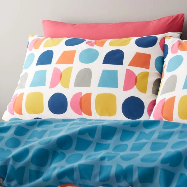 Catherine Lansfield Connect Geo Duvet Cover And Pillowcase Set 8 Catherine Lansfield Connect Geo Duvet Cover And Pillowcase Set - Image 8
