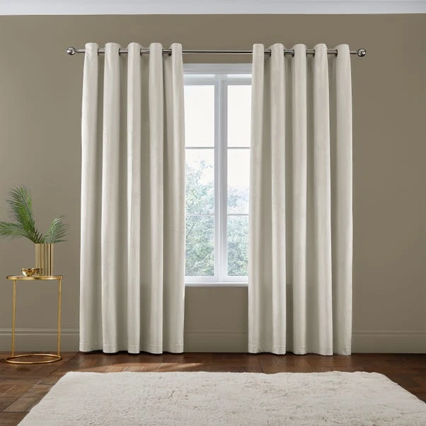 Catherine Lansfield Kingsley Matt Velvet Eyelet Curtains 14 Catherine Lansfield Kingsley Matt Velvet Eyelet Curtains - Image 14