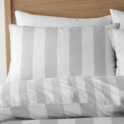 Catherine Lansfield Cove Stripe Duvet Cover And Pillowcase Set -Catherine Lansfield 30963023 alt01