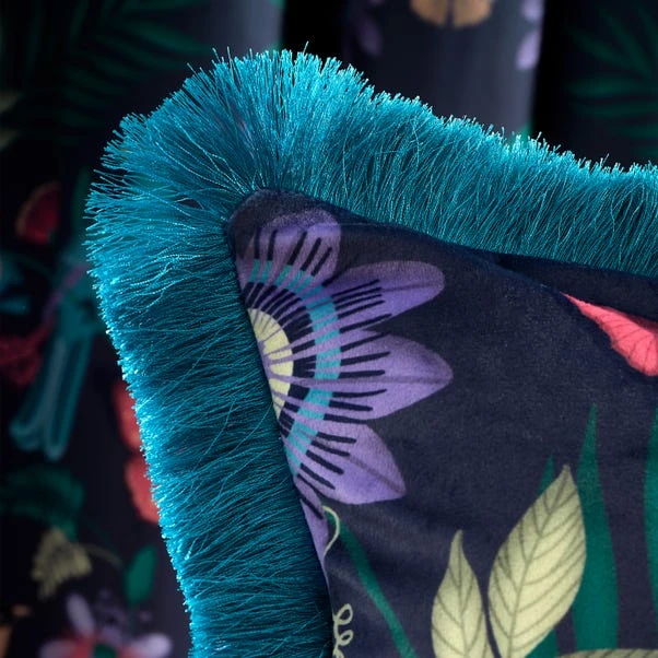 Catherine Lansfield Mya Square Cushion 2 Catherine Lansfield Mya Square Cushion - Image 2