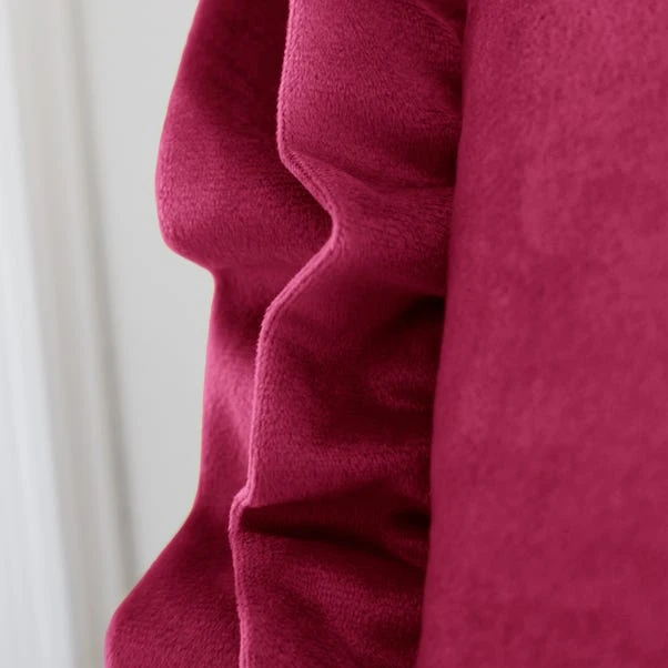 Catherine Lansfield So Soft Velvet Touch Double Frill Square Cushion 4 Catherine Lansfield So Soft Velvet Touch Double Frill Square Cushion - Image 4