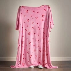 Catherine Lansfield Hearts Pink Fleece Throw 200cm X 240cm -Catherine Lansfield 30976432 alt01