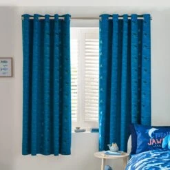 Catherine Lansfield Jawsome Shark Blackout Eyelet Curtains 10 Catherine Lansfield Jawsome Shark Blackout Eyelet Curtains -Catherine Lansfield 30977413 alt05