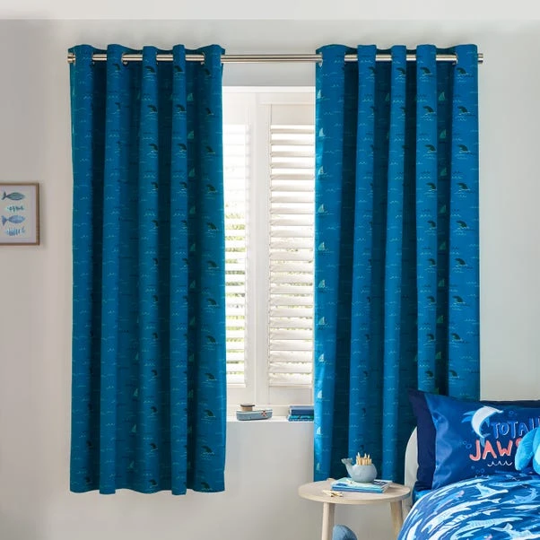 Catherine Lansfield Jawsome Shark Blackout Eyelet Curtains 5 Catherine Lansfield Jawsome Shark Blackout Eyelet Curtains - Image 5
