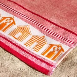 Catherine Lansfield Beach Huts XL Beach Towel 6 Catherine Lansfield Beach Huts XL Beach Towel -Catherine Lansfield 30977502 alt01