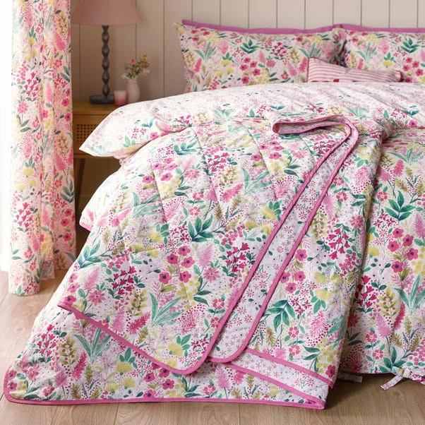 Catherine Lansfield Tilly Floral Bedspread 1 Catherine Lansfield Tilly Floral Bedspread