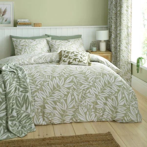 Catherine Lansfield Sorrel Leaves Reversible Duvet Cover & Pillowcase Set 17 Catherine Lansfield Sorrel Leaves Reversible Duvet Cover & Pillowcase Set - Image 17
