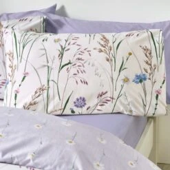 Catherine Lansfield Grasmere Floral Reversible Duvet Cover & Pillowcase Set 35 Catherine Lansfield Grasmere Floral Reversible Duvet Cover & Pillowcase Set -Catherine Lansfield 30983027 alt01
