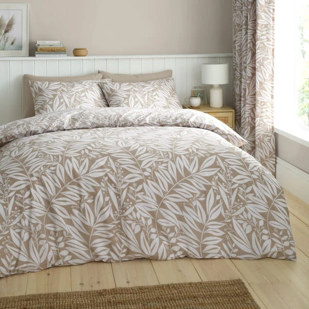 Catherine Lansfield Sorrel Leaves Reversible Duvet Cover & Pillowcase Set 3 Catherine Lansfield Sorrel Leaves Reversible Duvet Cover & Pillowcase Set - Image 3