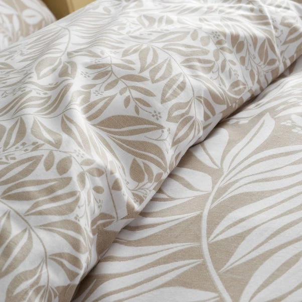 Catherine Lansfield Sorrel Leaves Reversible Duvet Cover & Pillowcase Set 6 Catherine Lansfield Sorrel Leaves Reversible Duvet Cover & Pillowcase Set - Image 6