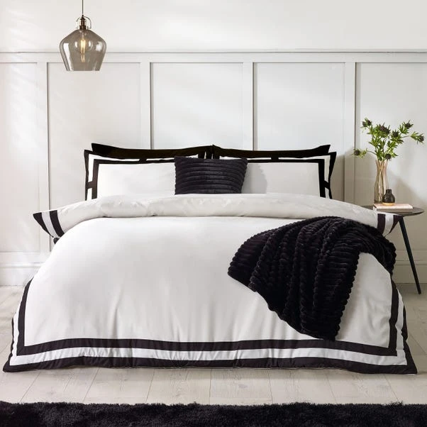 Catherine Lansfield So Soft Mono Panel Duvet Cover & Pillowcase Set 13 Catherine Lansfield So Soft Mono Panel Duvet Cover & Pillowcase Set - Image 13
