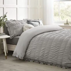 Catherine Lansfield Seersucker Frill Duvet Cover & Pillowcase Set 37 Catherine Lansfield Seersucker Frill Duvet Cover & Pillowcase Set -Catherine Lansfield 30983274