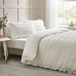 Catherine Lansfield Seersucker Frill Duvet Cover & Pillowcase Set 32 Catherine Lansfield Seersucker Frill Duvet Cover & Pillowcase Set -Catherine Lansfield 30983276